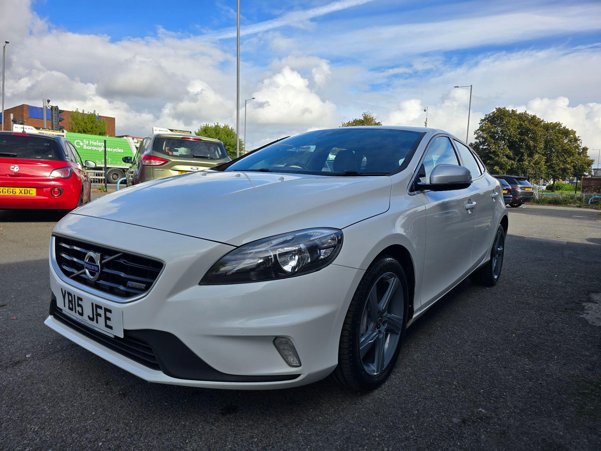 Volvo V40
