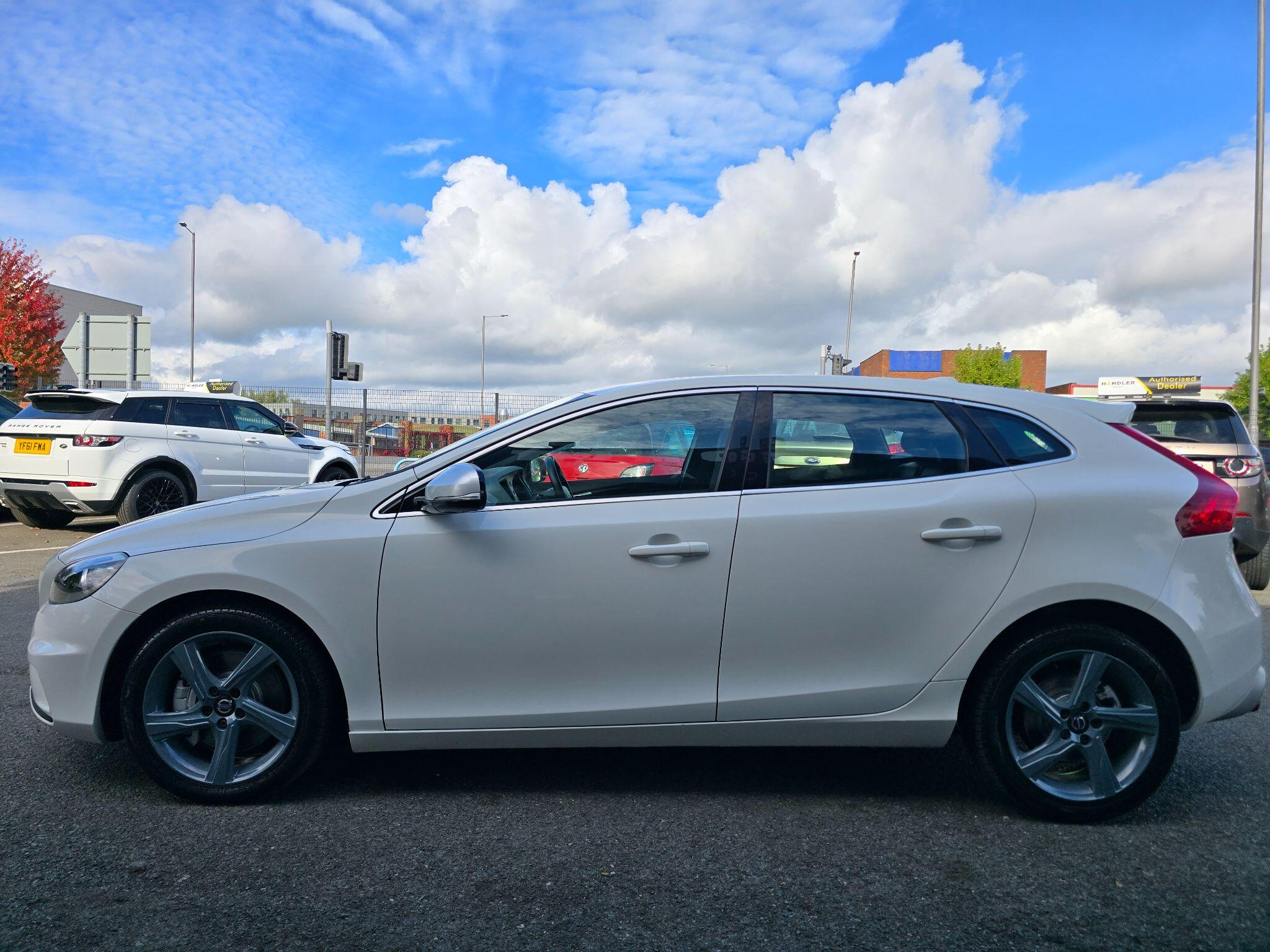 Volvo V40