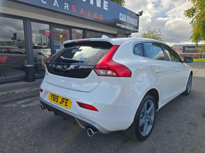 Volvo V40
