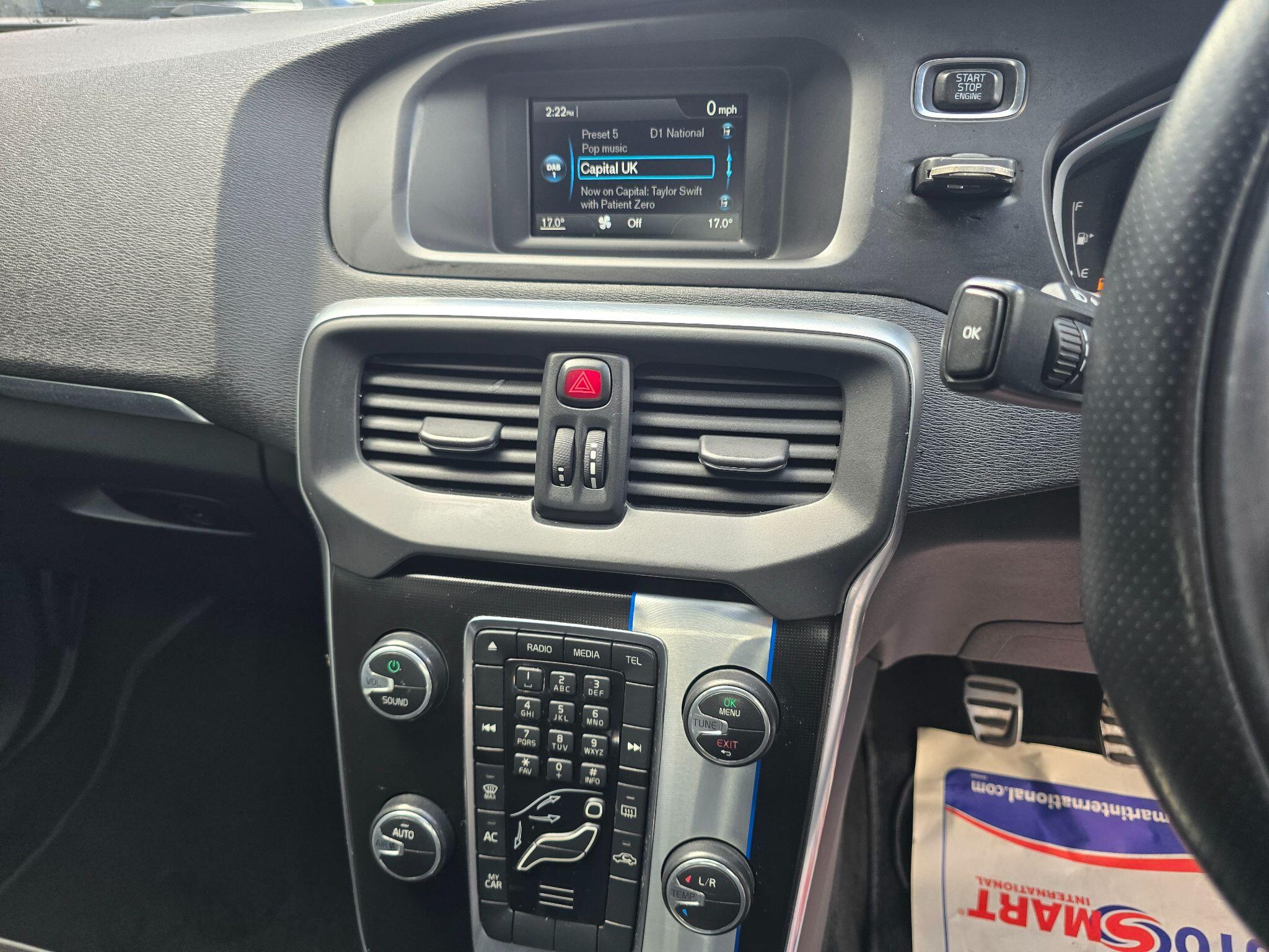 Volvo V40