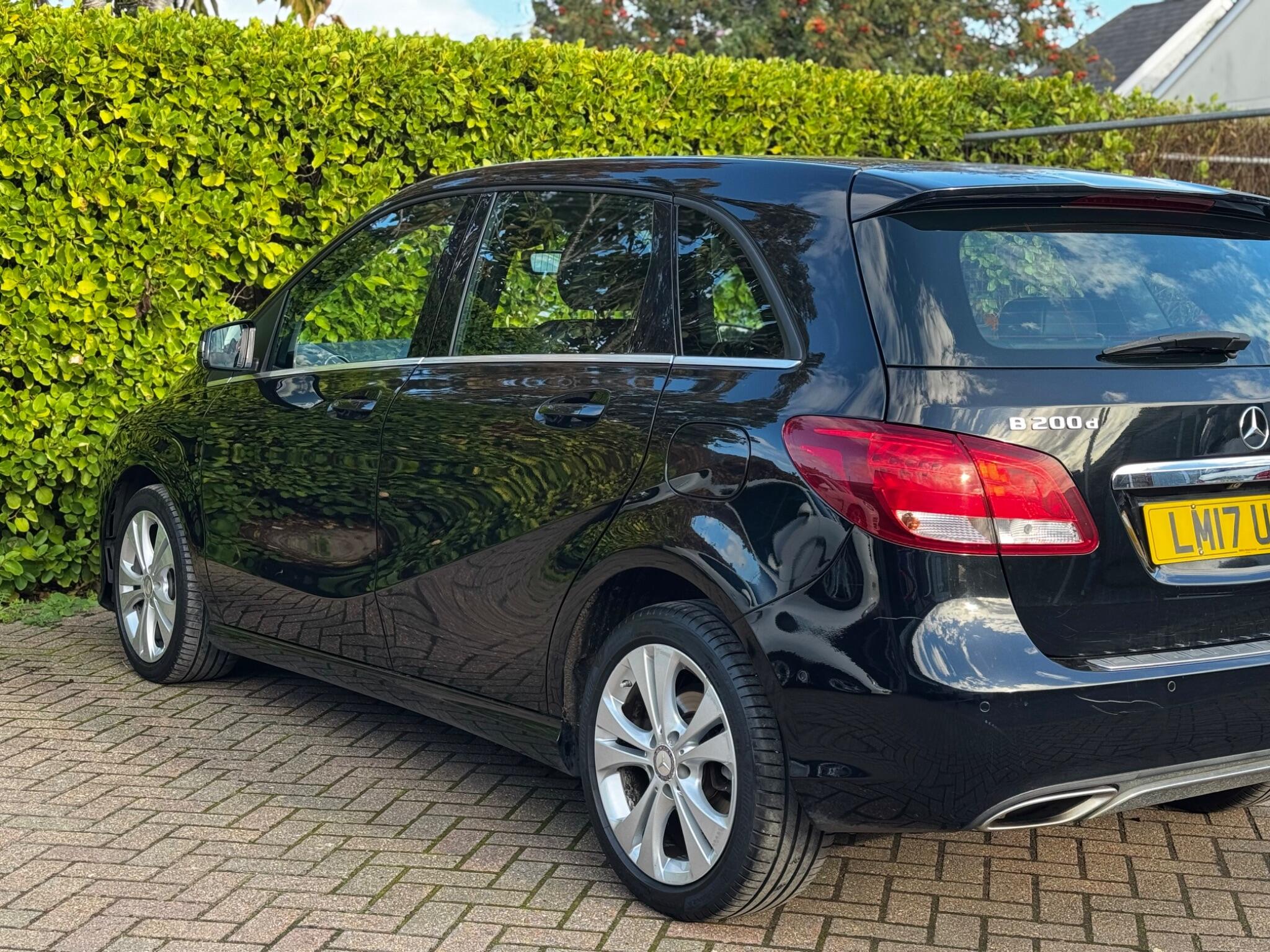 Mercedes-Benz B Class