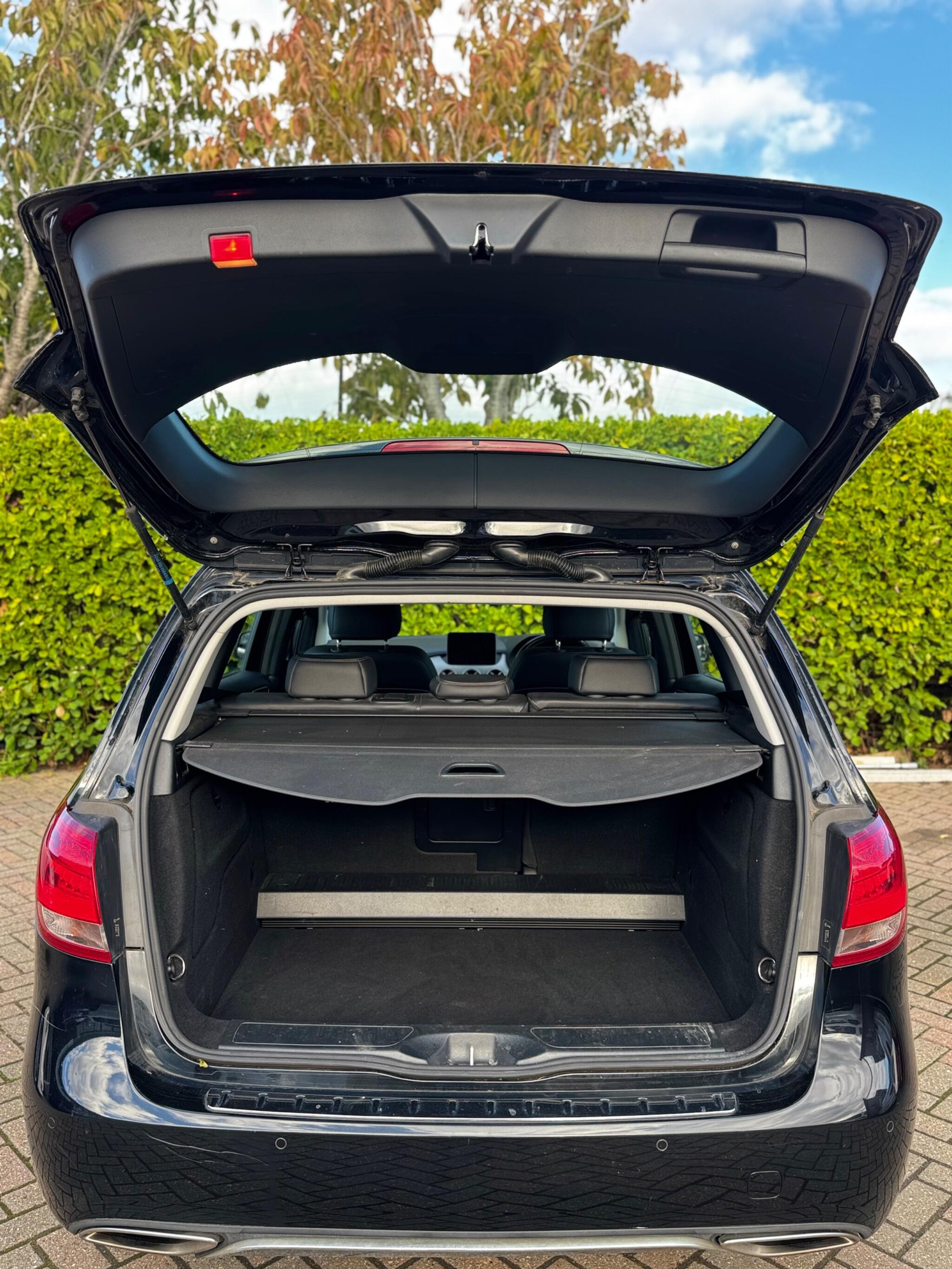 Mercedes-Benz B Class