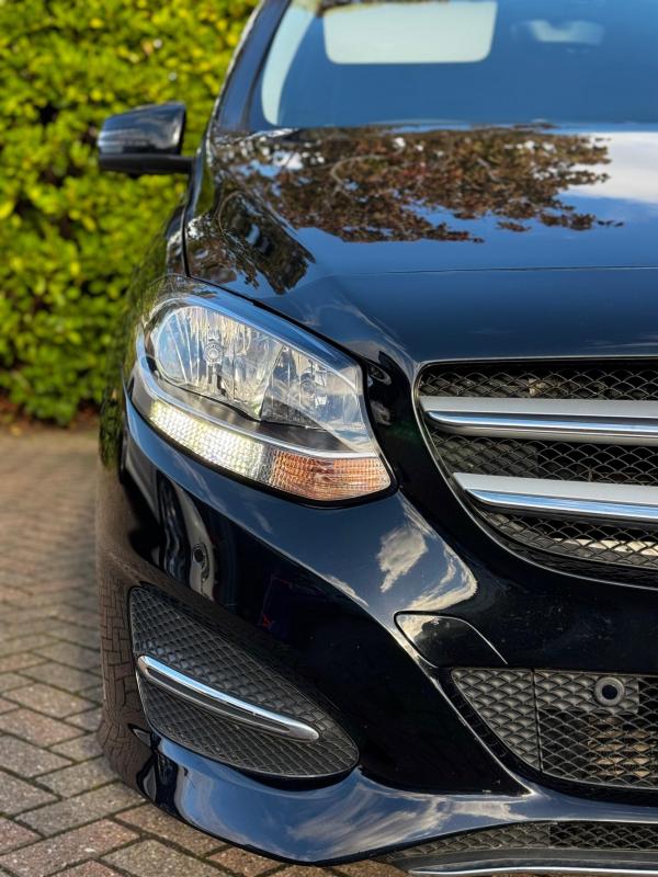 Mercedes-Benz B Class