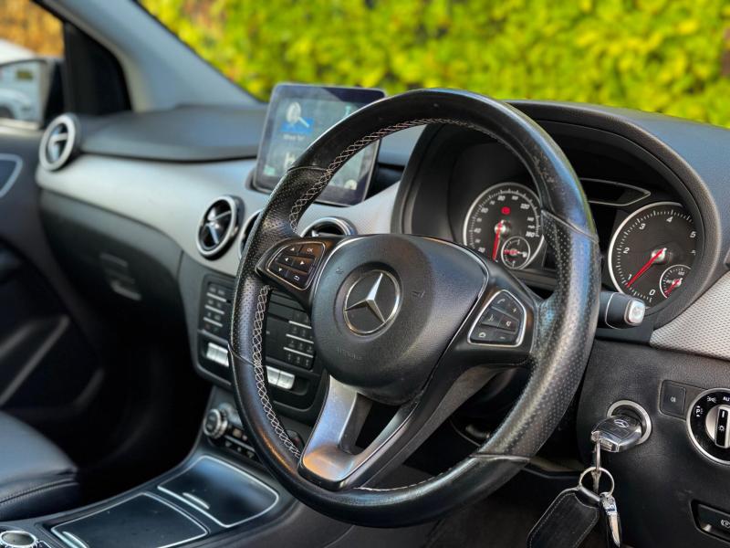 Mercedes-Benz B Class