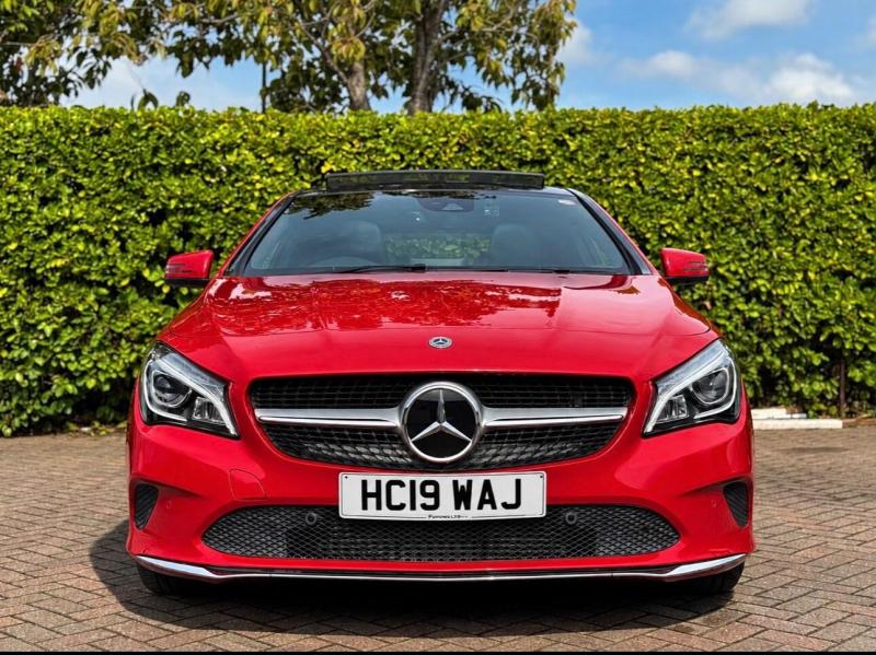 Mercedes-Benz CLA