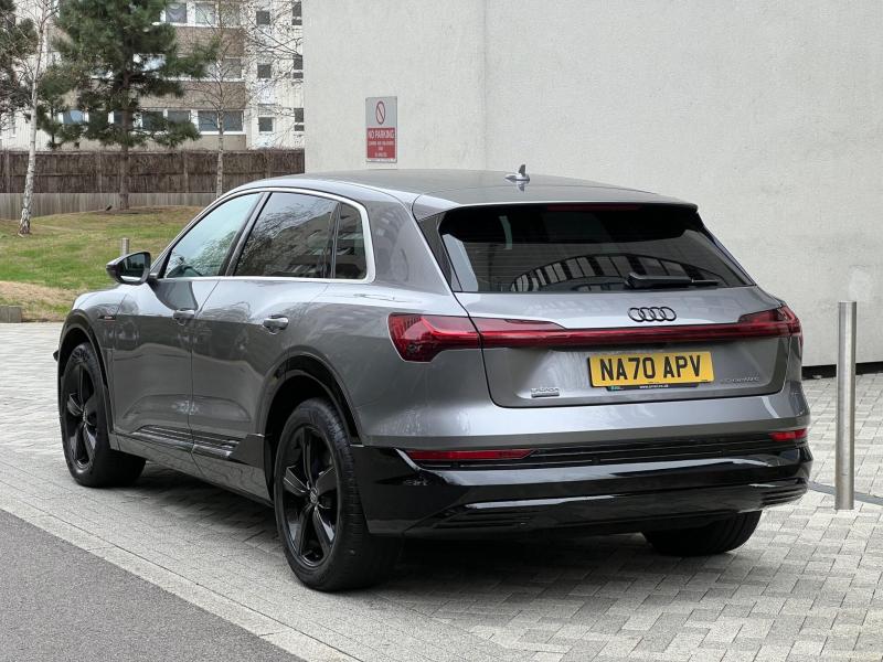 Audi E-tron