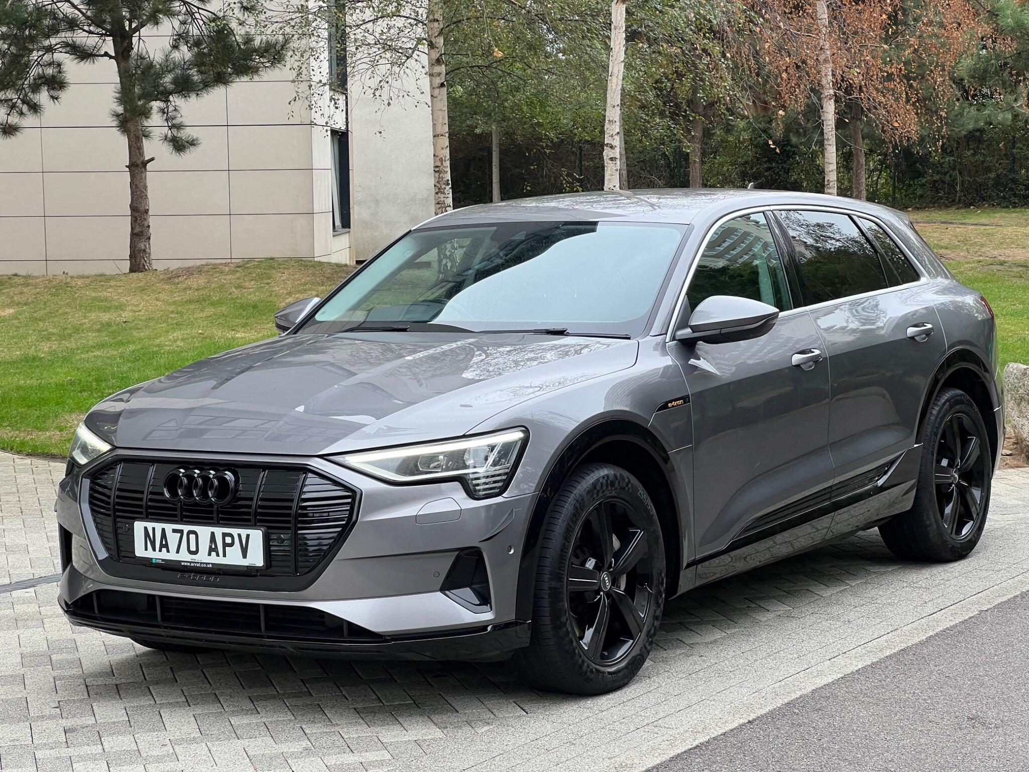 Audi E-tron
