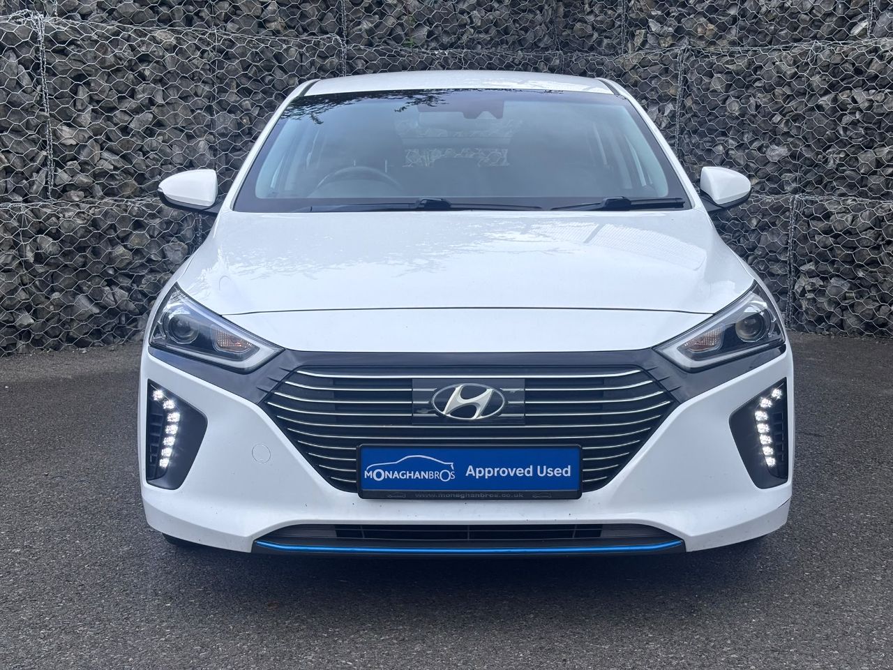 Hyundai Ioniq