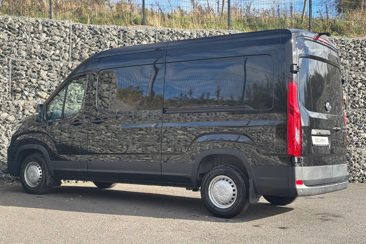 Maxus Deliver 9