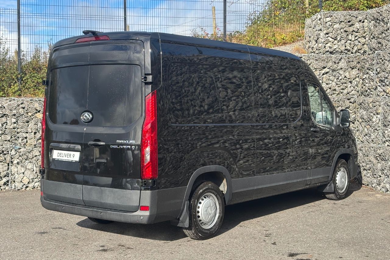 Maxus Deliver 9