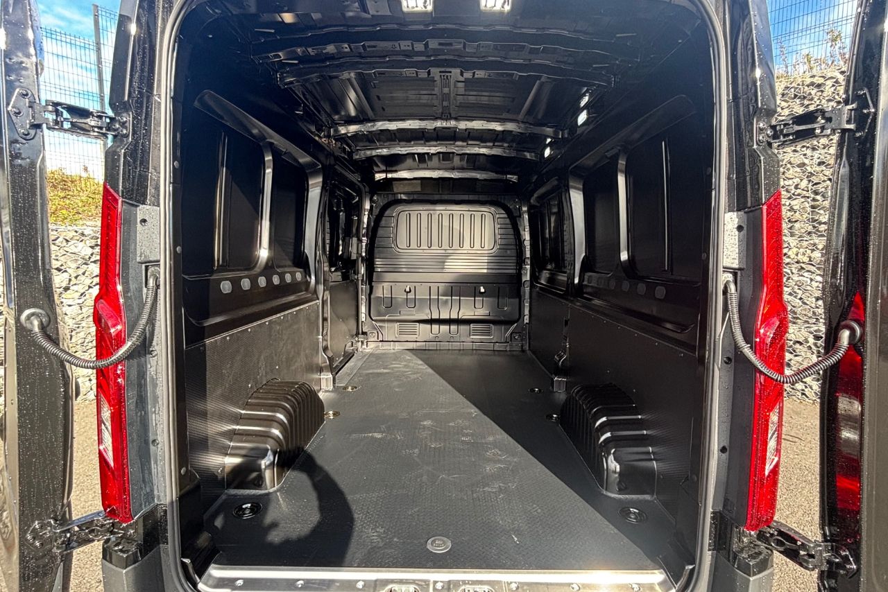 Maxus Deliver 9