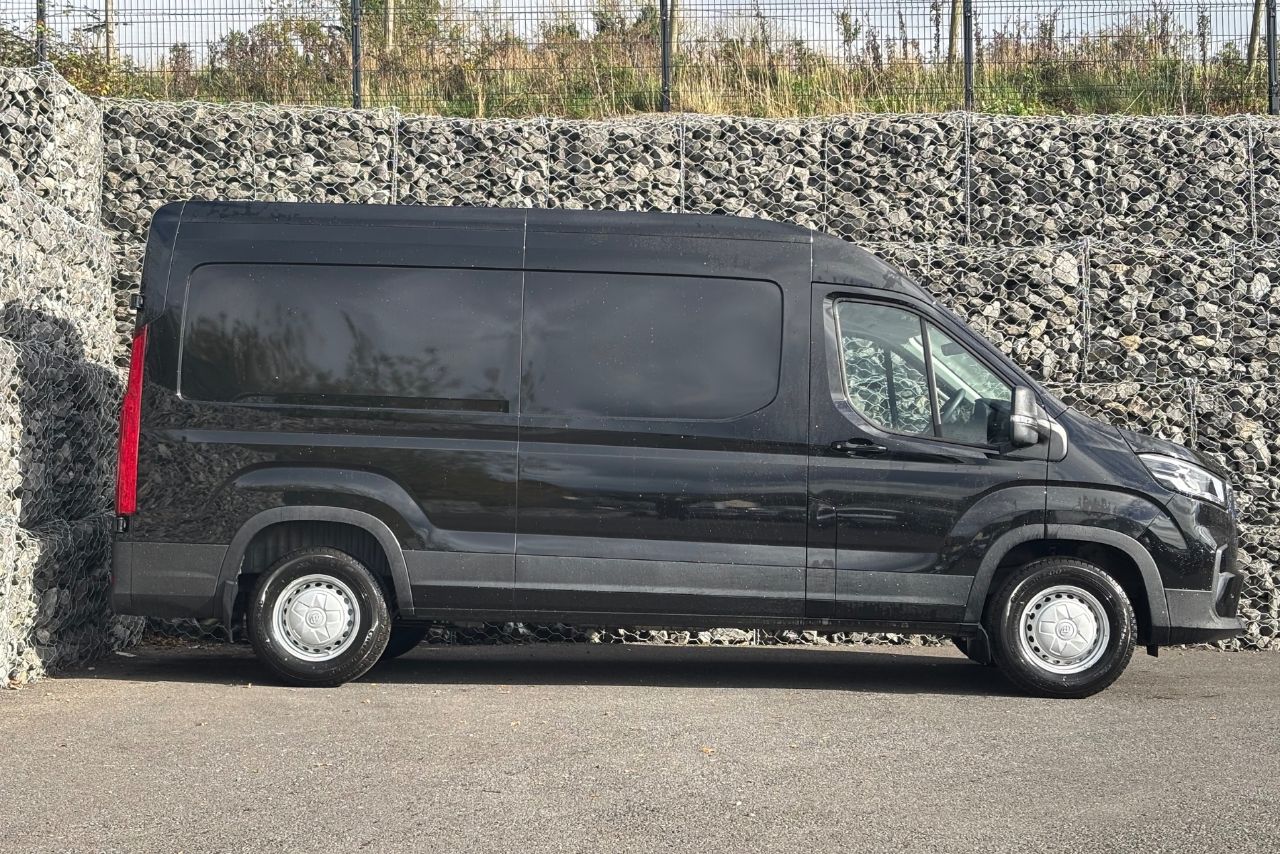 Maxus Deliver 9