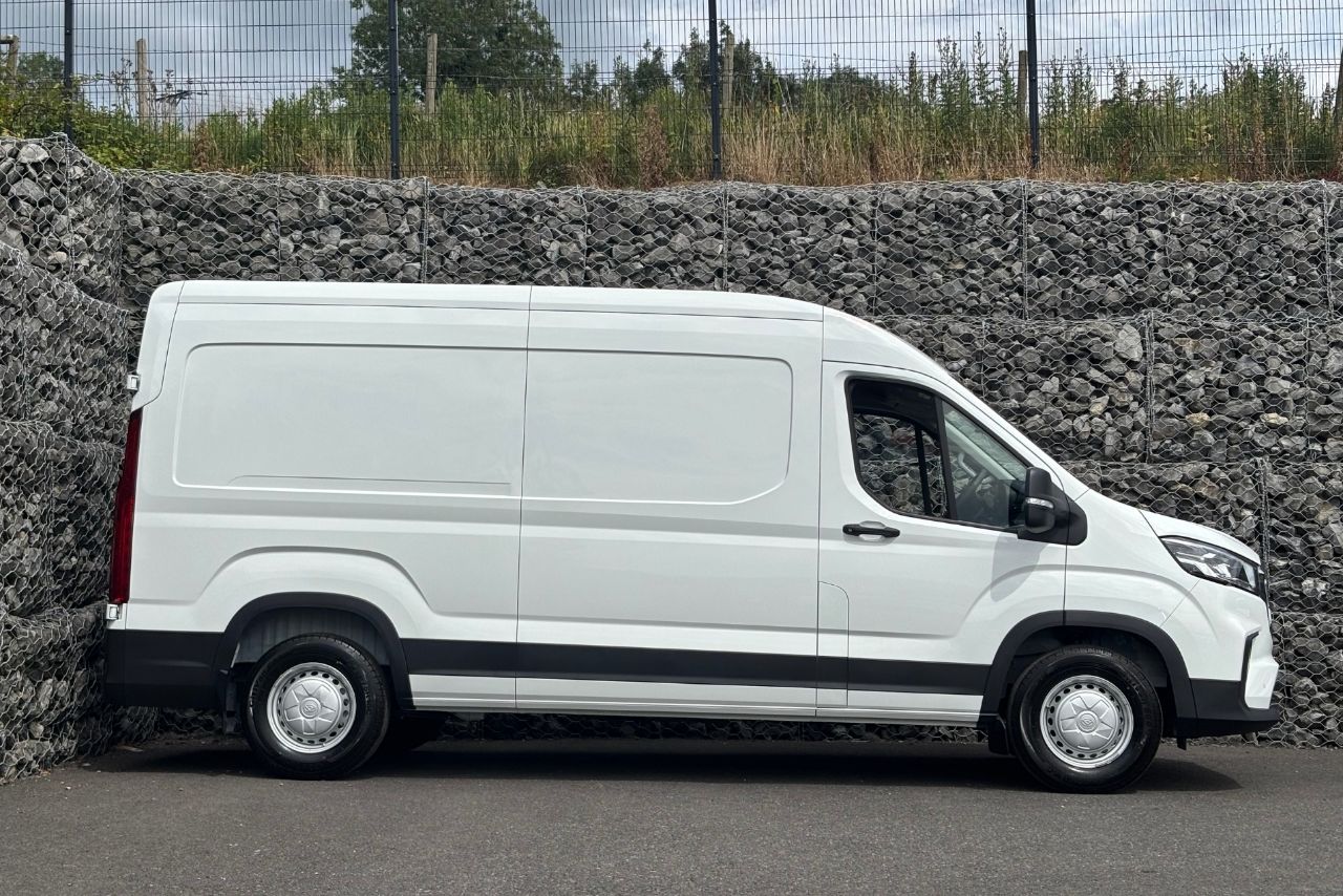 Maxus Deliver 9