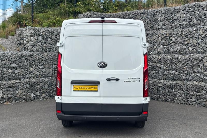 Maxus Deliver 9