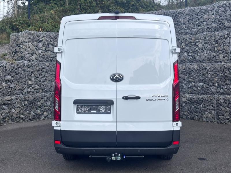 Maxus Deliver 9