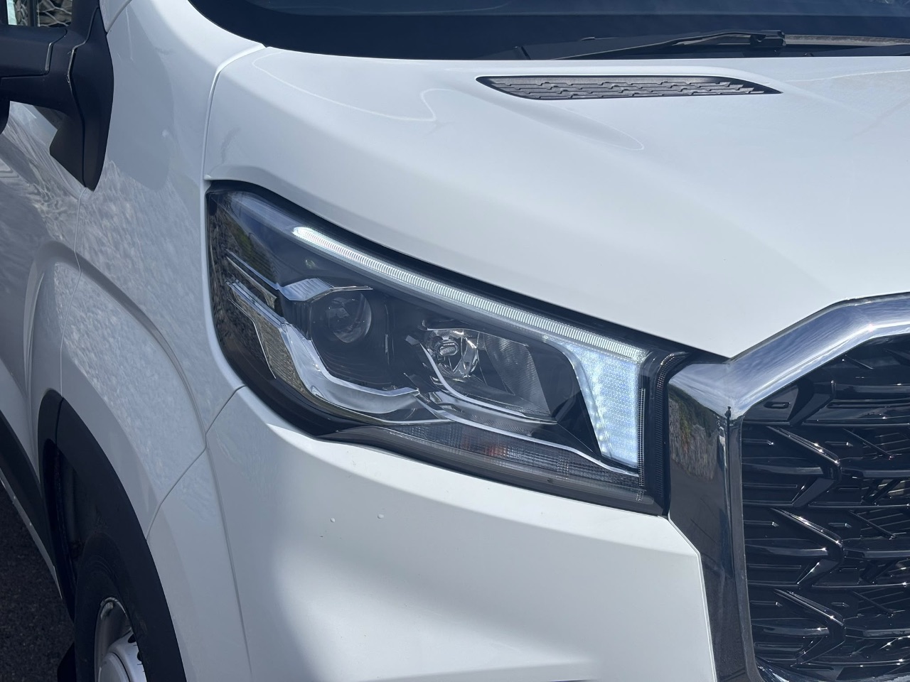 Maxus Deliver 9