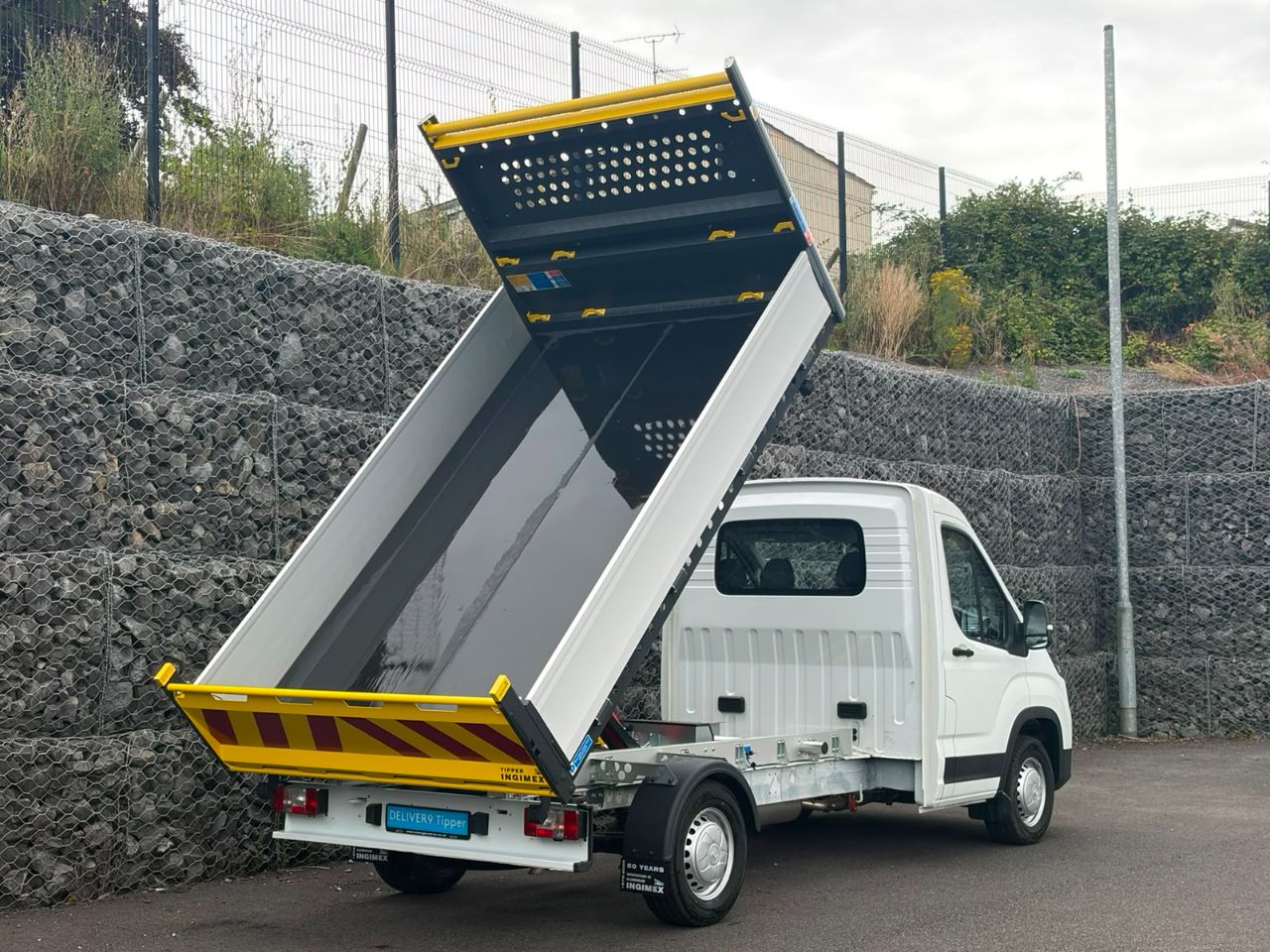 Maxus Deliver 9