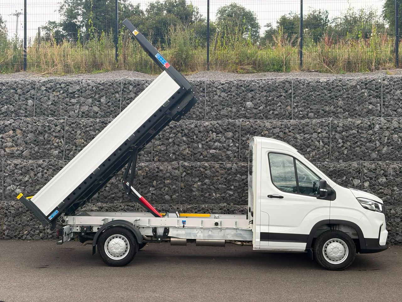 Maxus Deliver 9