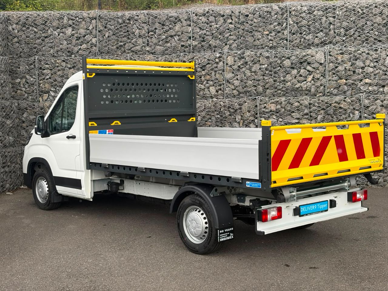 Maxus Deliver 9