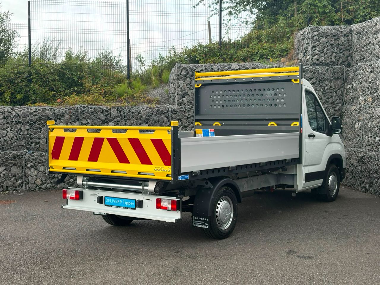 Maxus Deliver 9