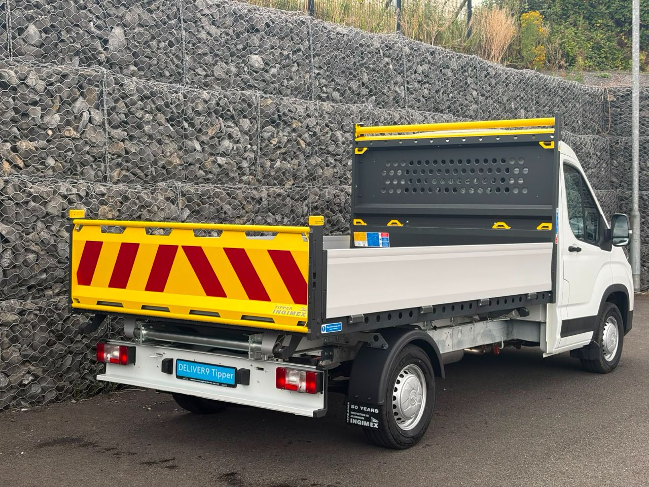 Maxus Deliver 9