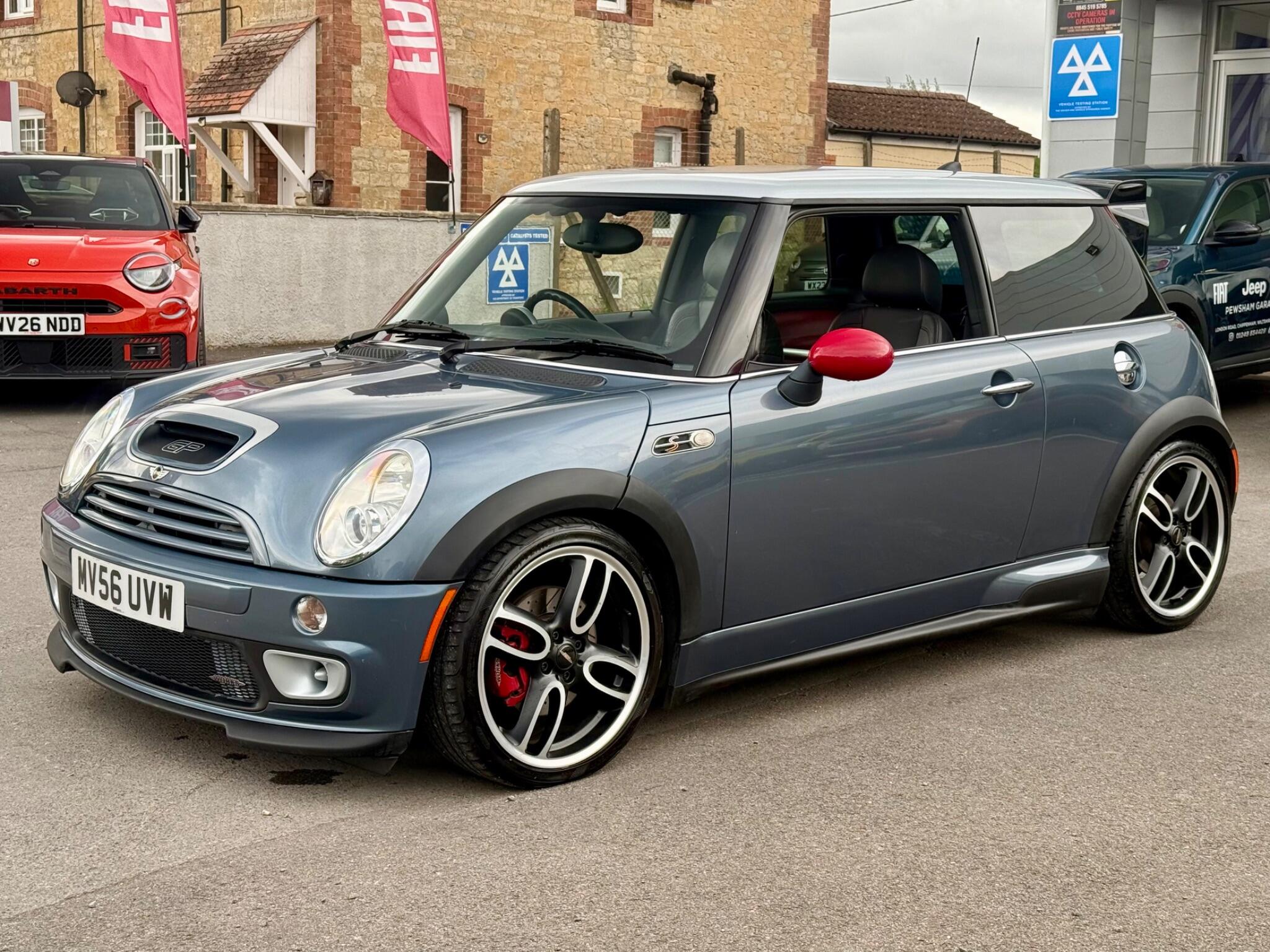 Mini Hatch
