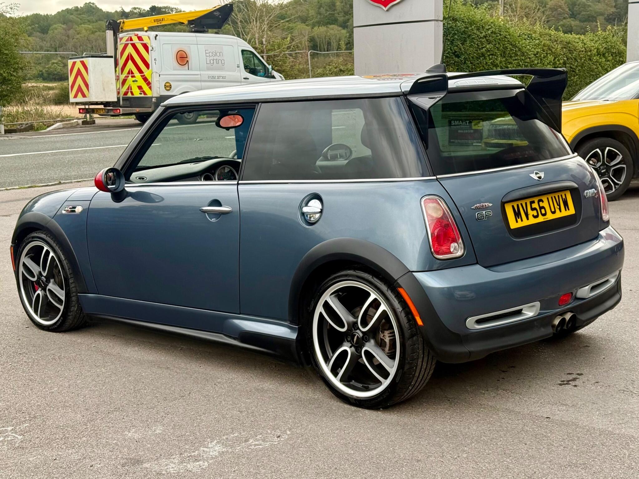 Mini Hatch