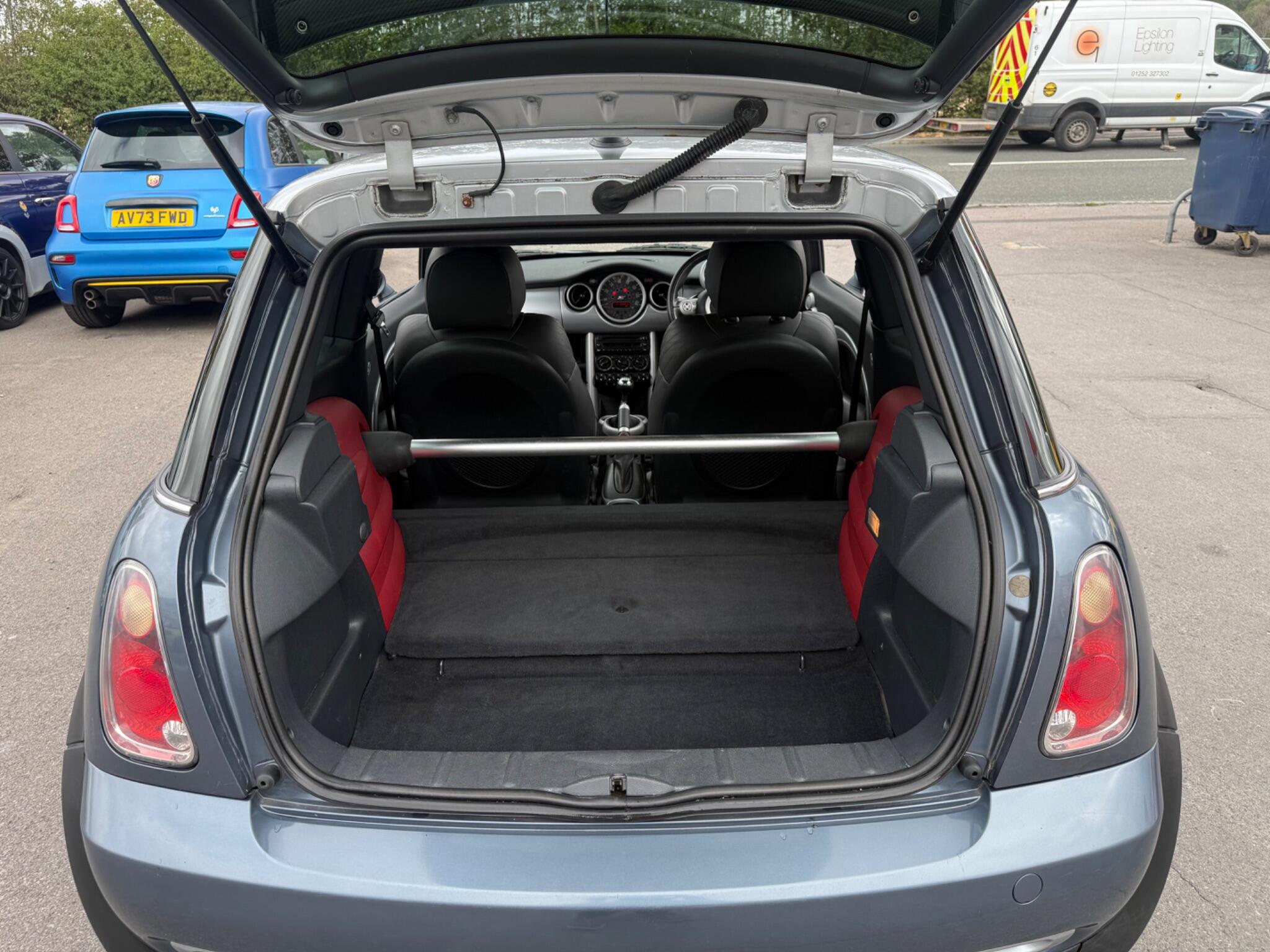 Mini Hatch