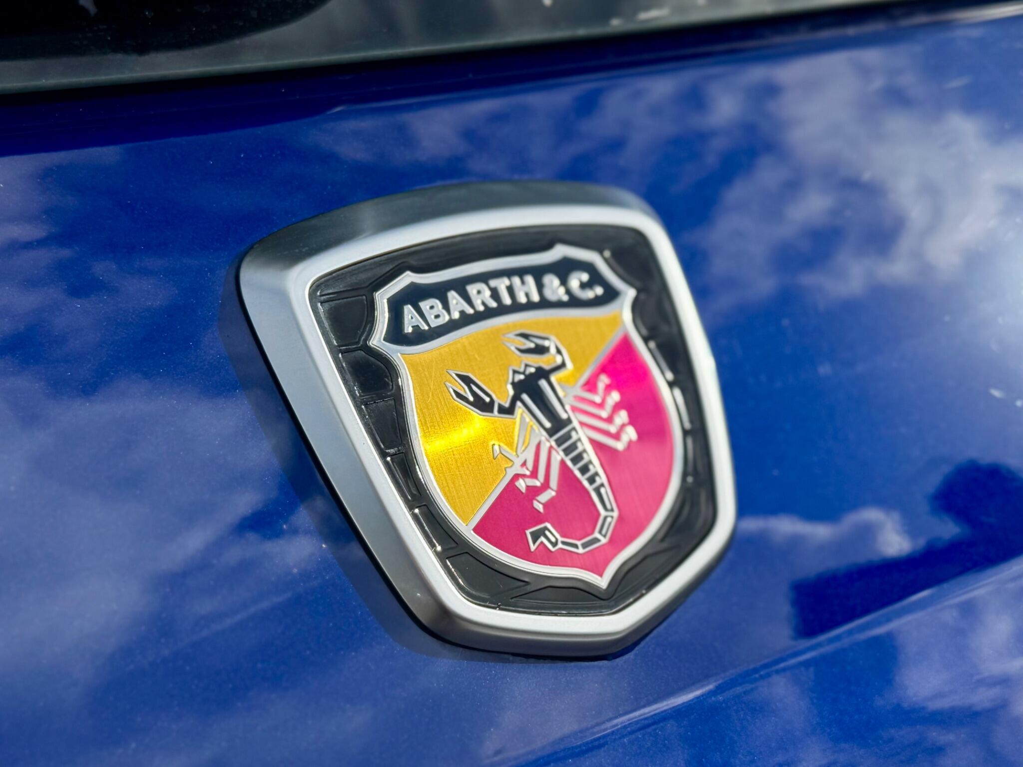 Abarth 695