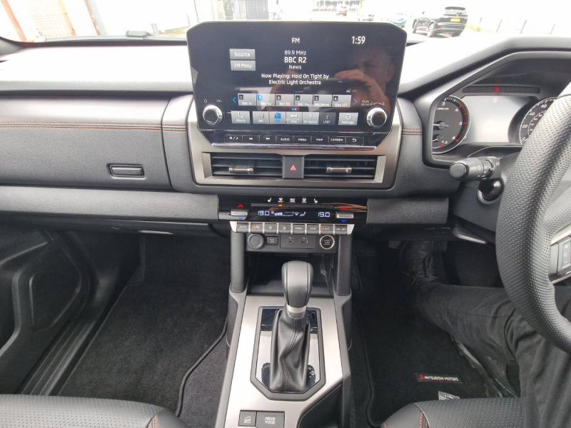 Mitsubishi L200