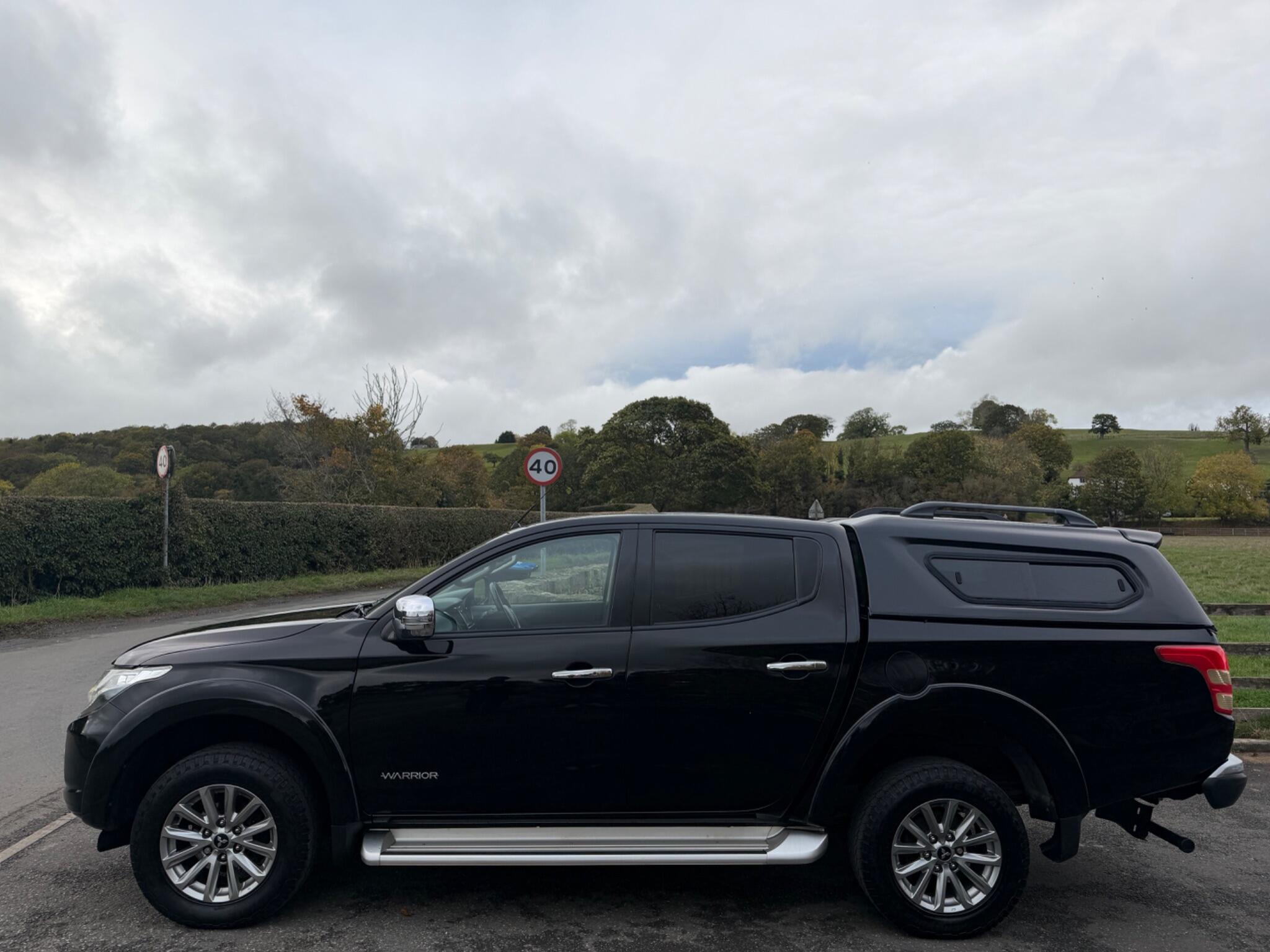 Mitsubishi L200