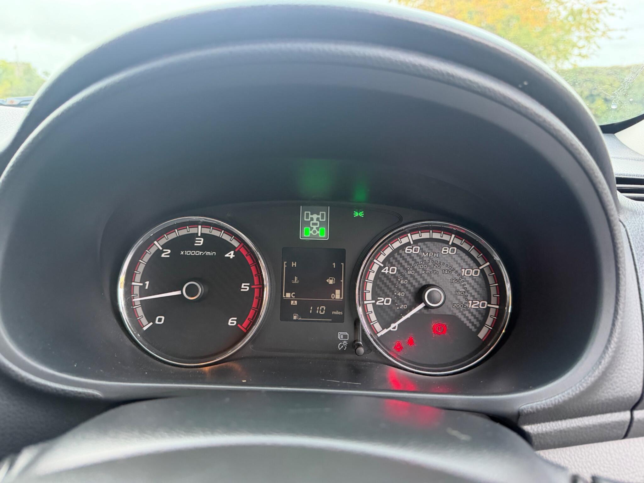 Mitsubishi L200