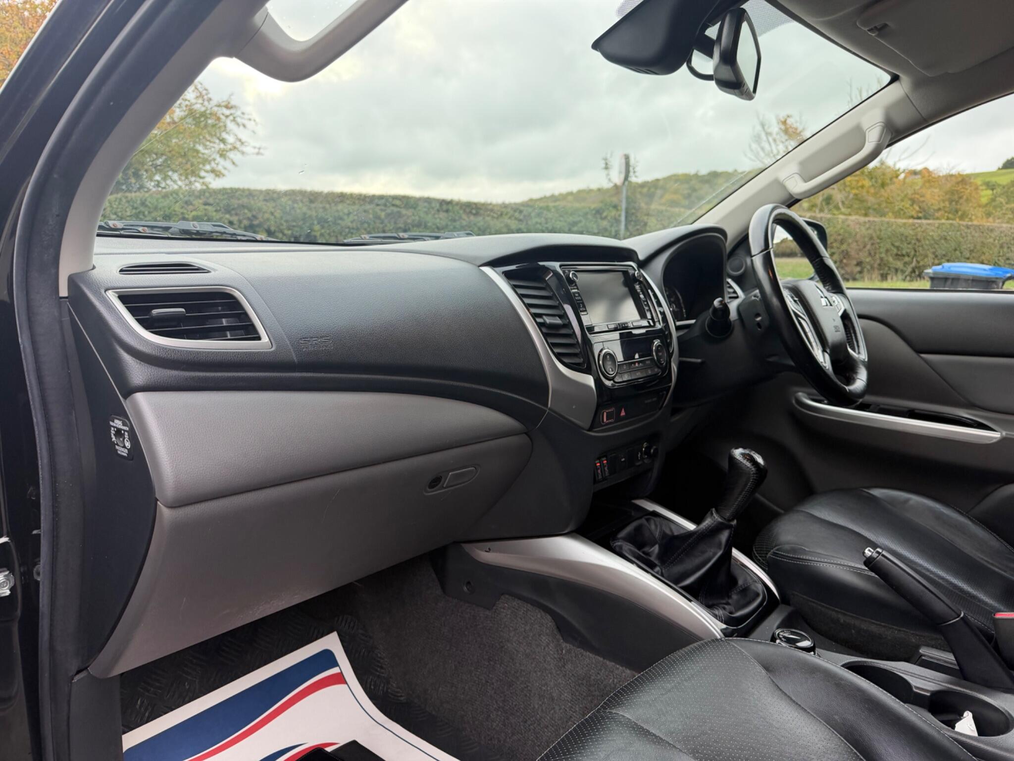 Mitsubishi L200