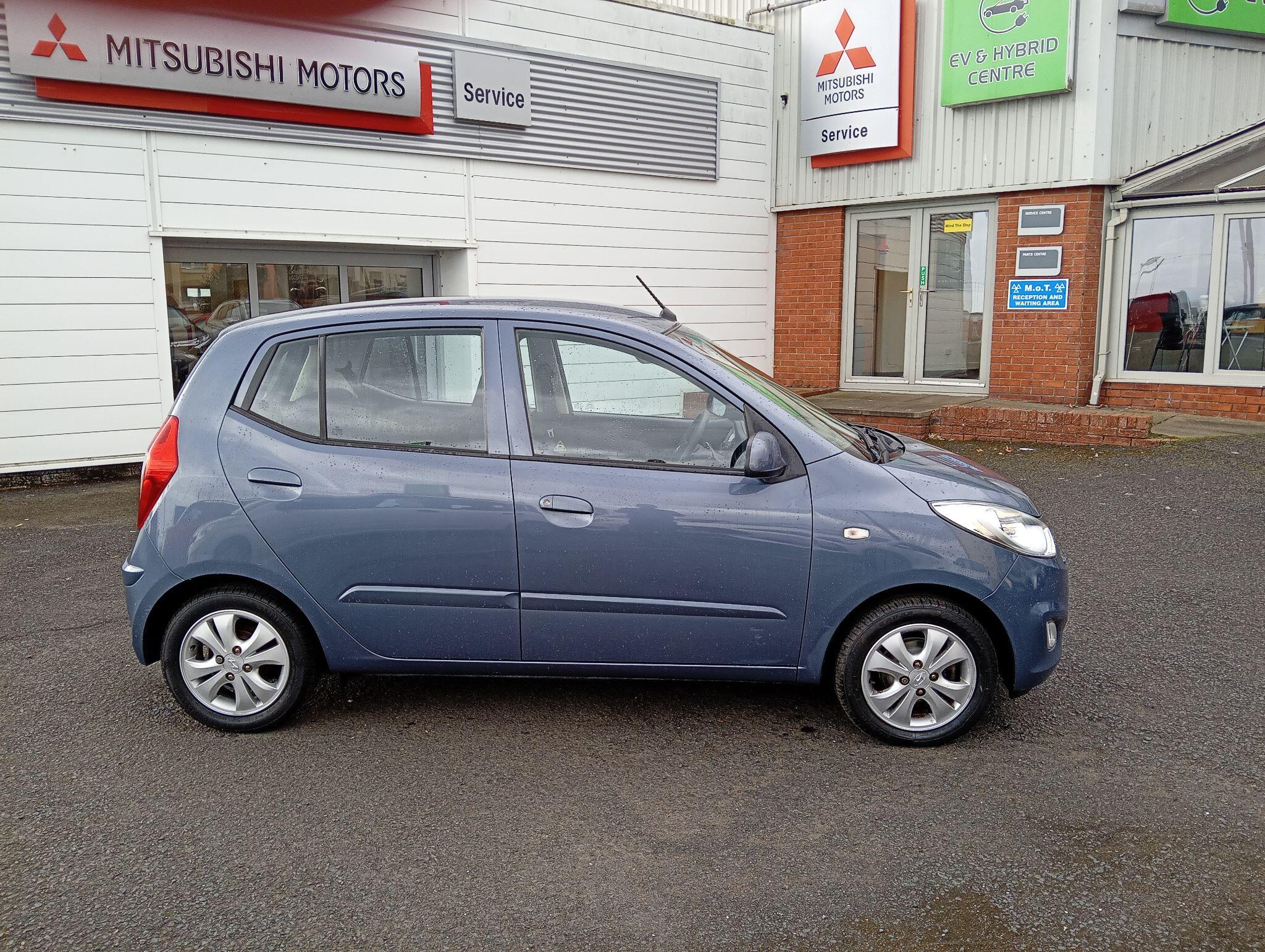 Hyundai i10