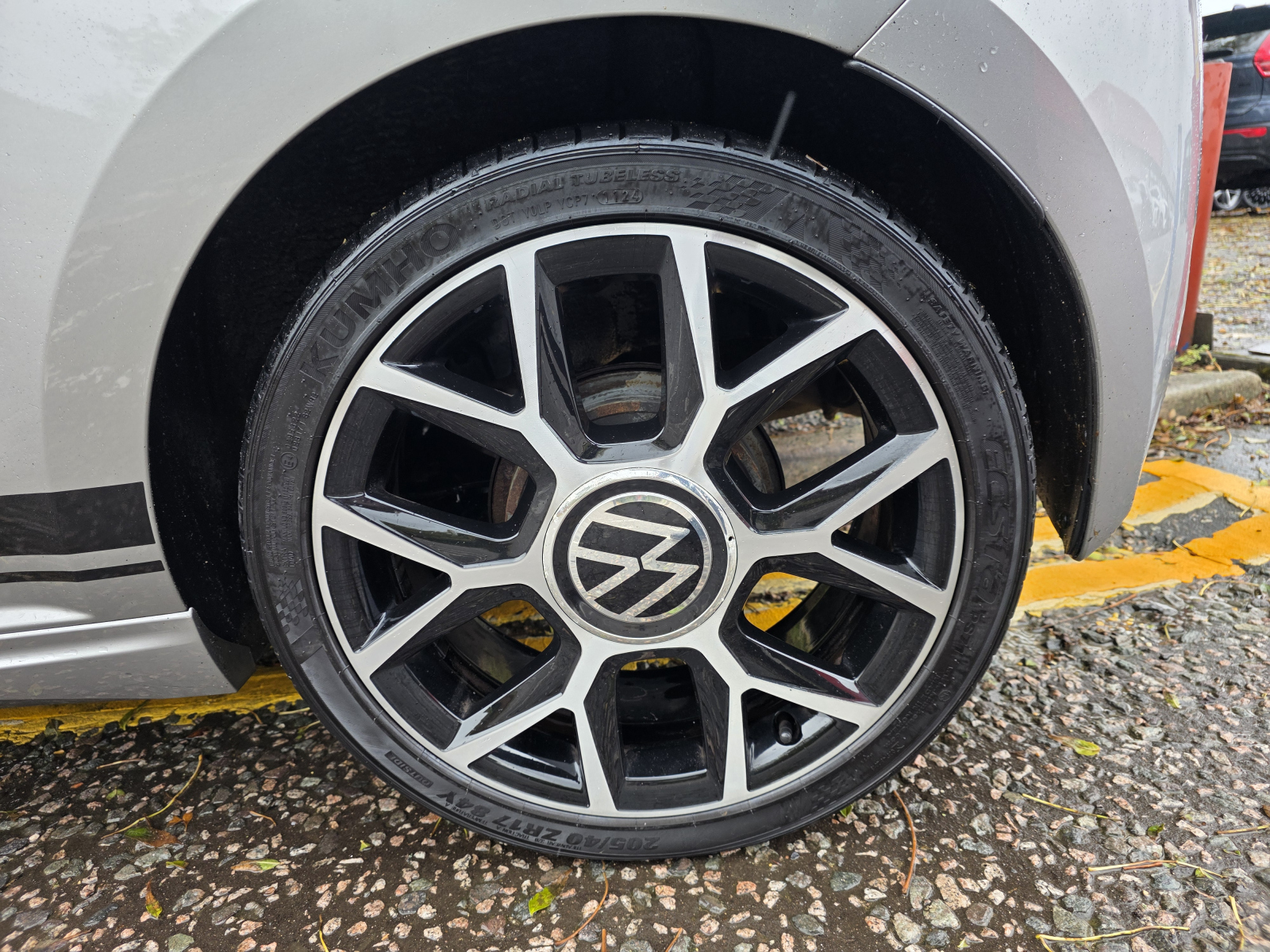 Volkswagen Up