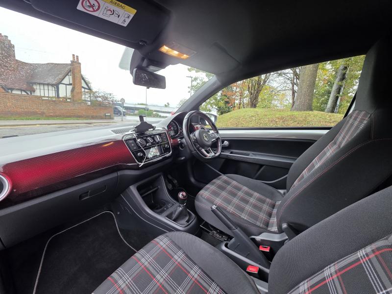 Volkswagen Up