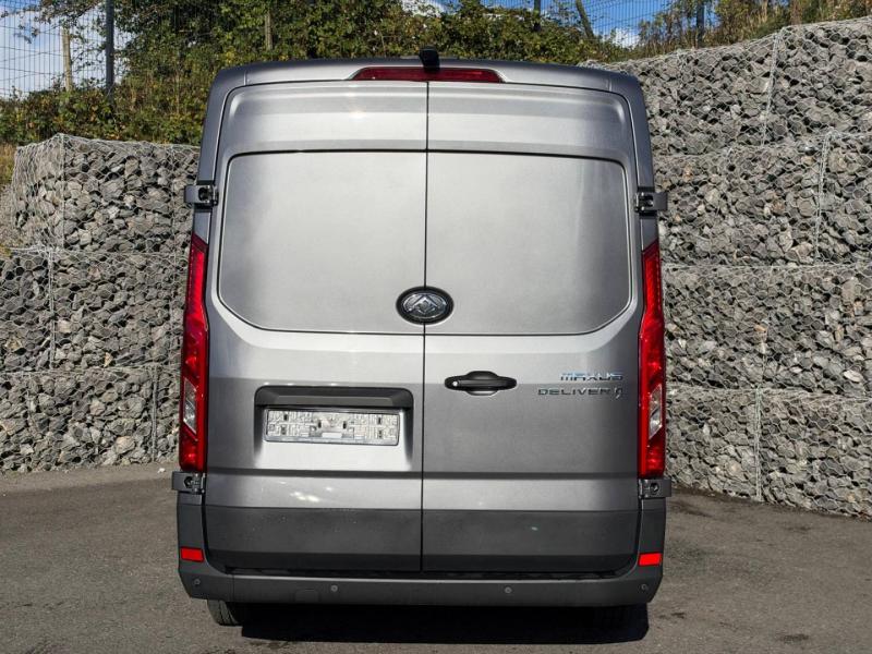 Maxus Deliver 9
