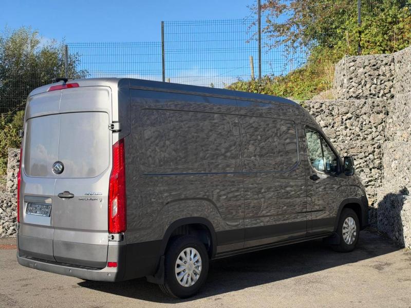 Maxus Deliver 9