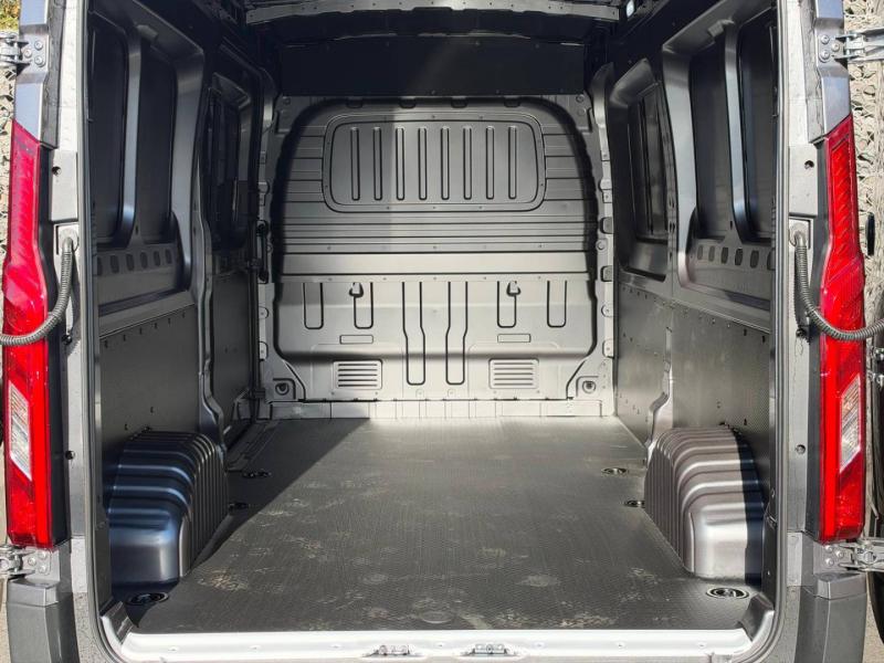 Maxus Deliver 9