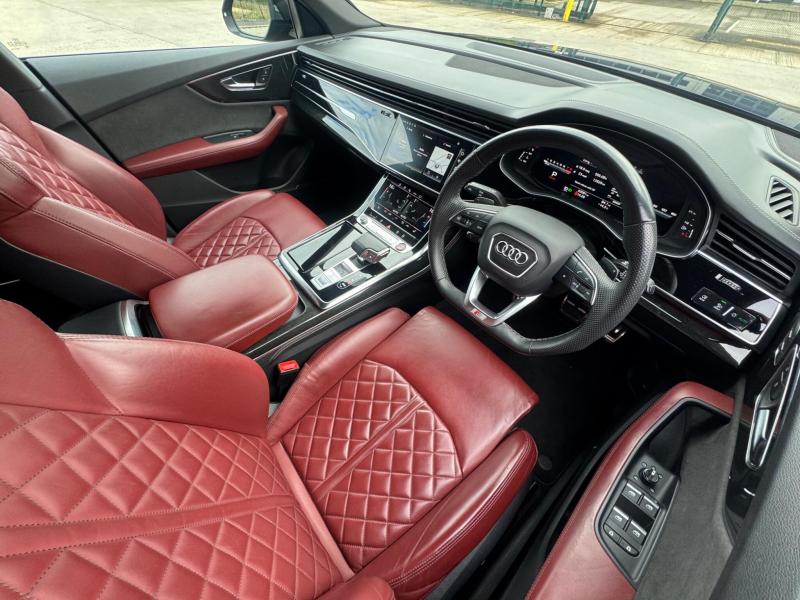 Audi SQ8