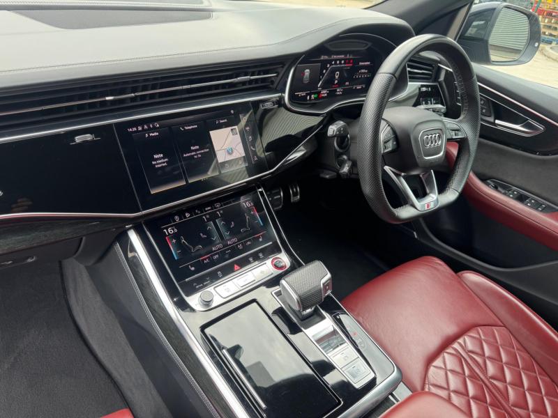 Audi SQ8