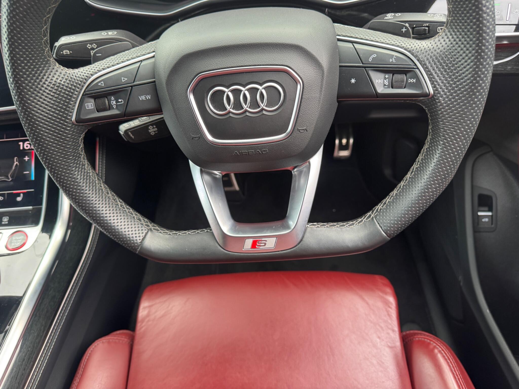 Audi SQ8