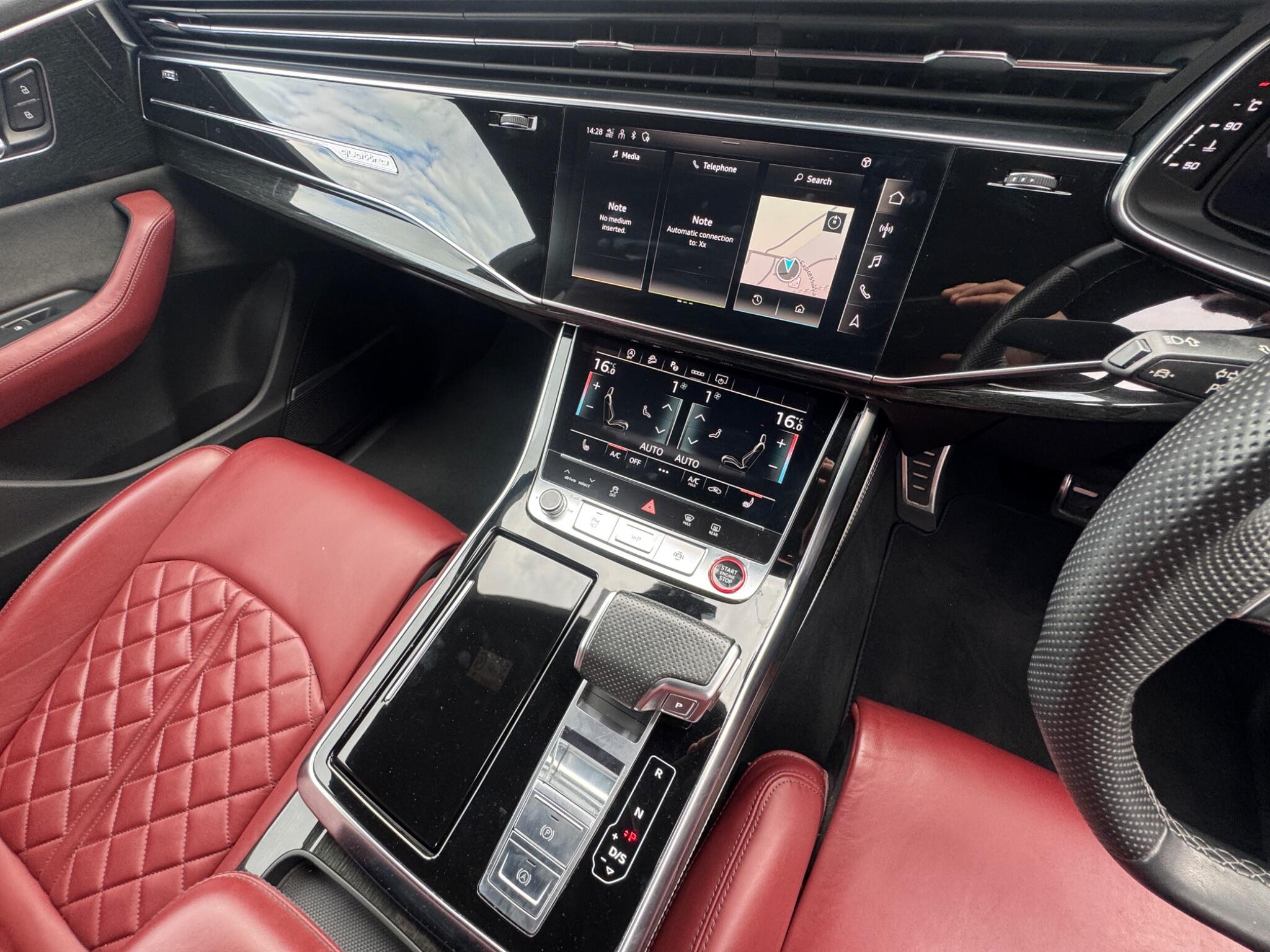 Audi SQ8