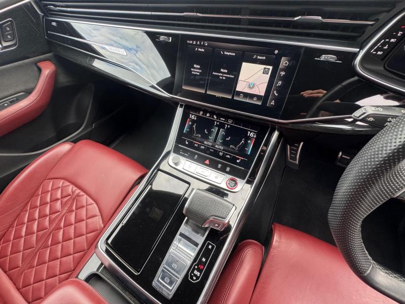 Audi SQ8