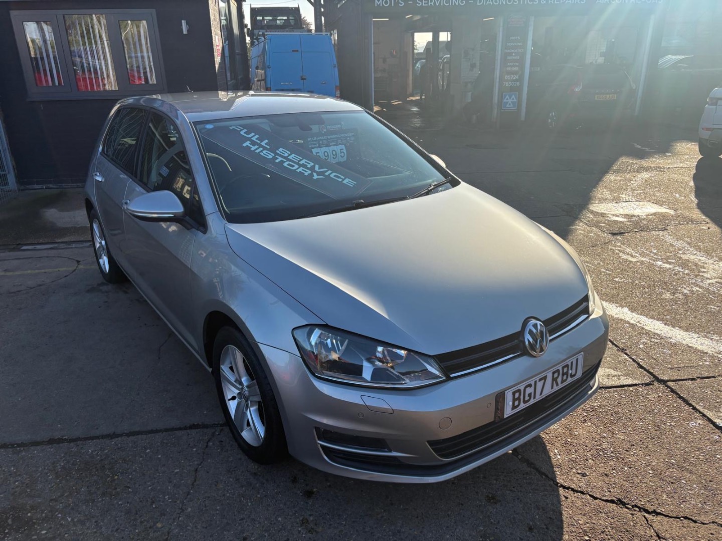 Volkswagen Golf