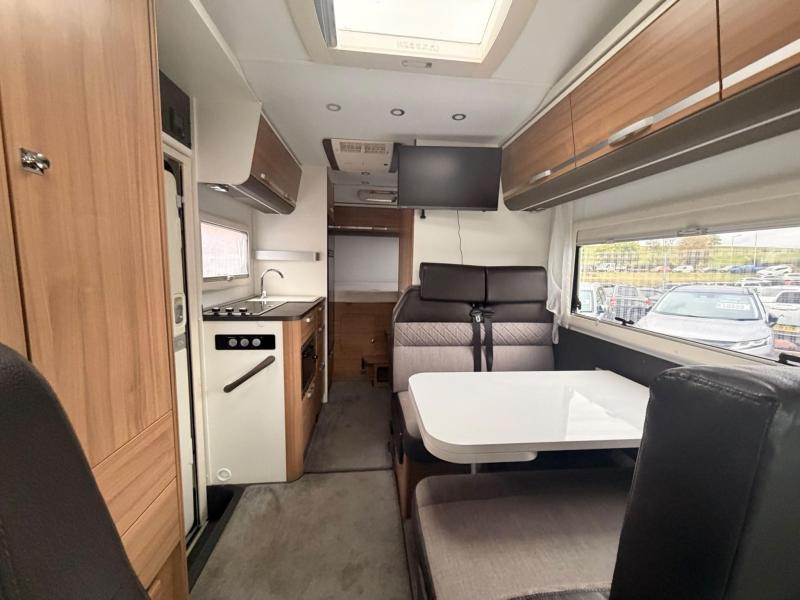 Adria Coral XL