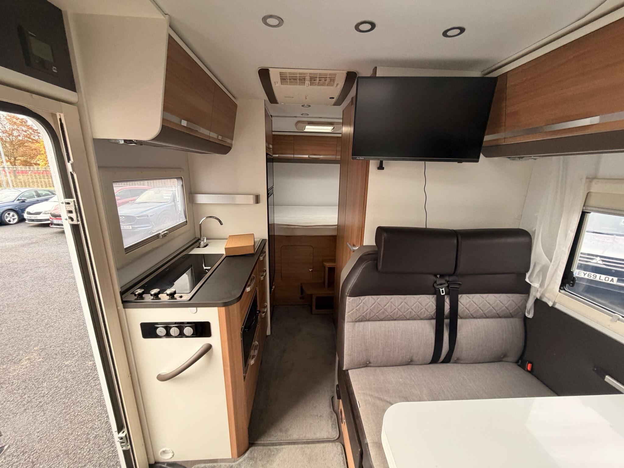 Adria Coral XL