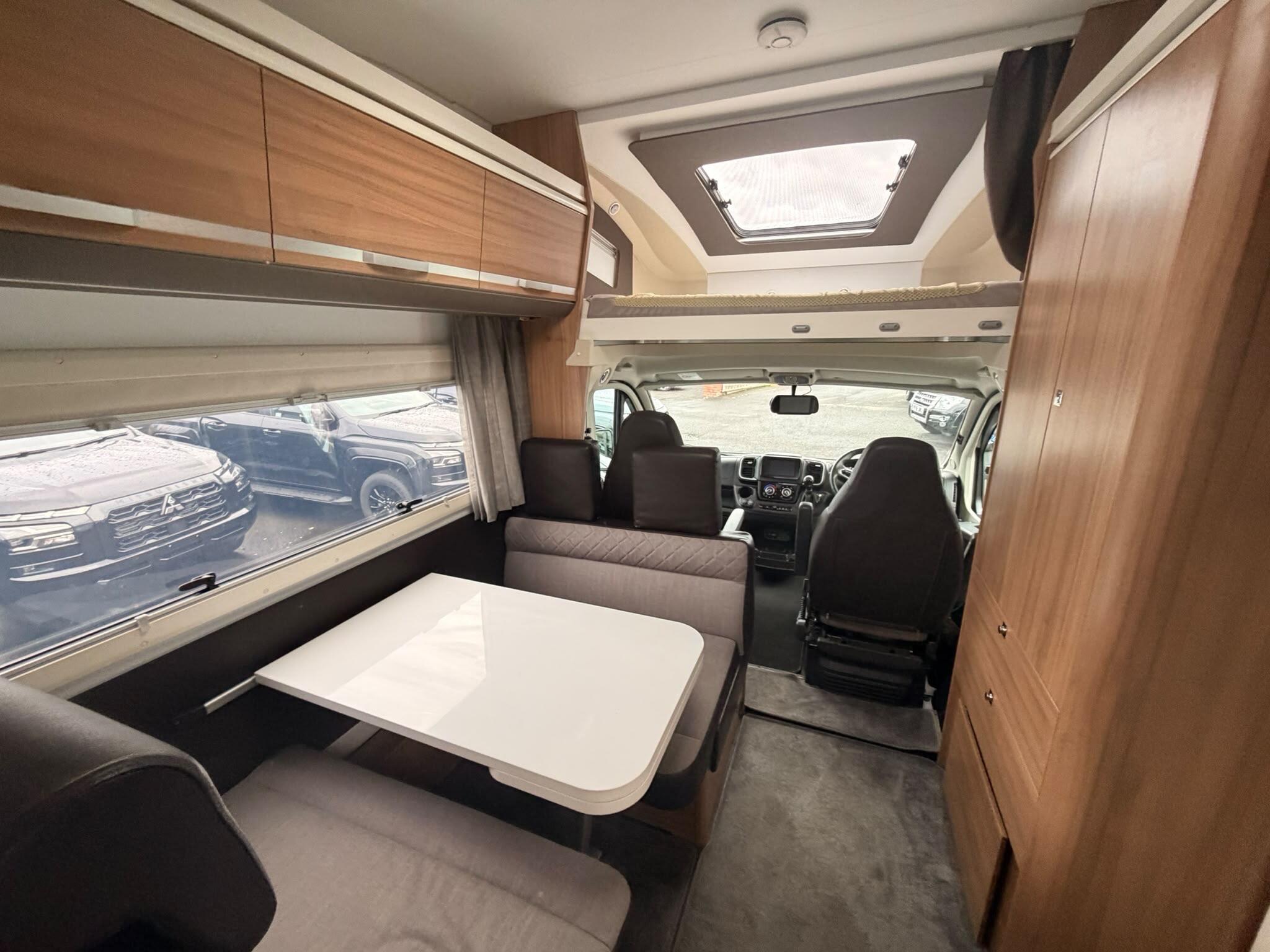 Adria Coral XL