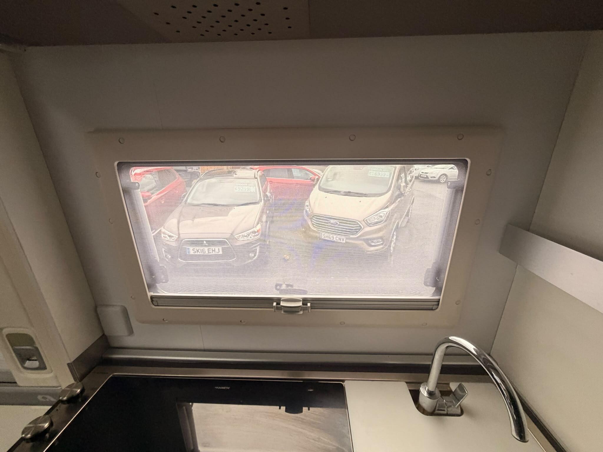 Adria Coral XL