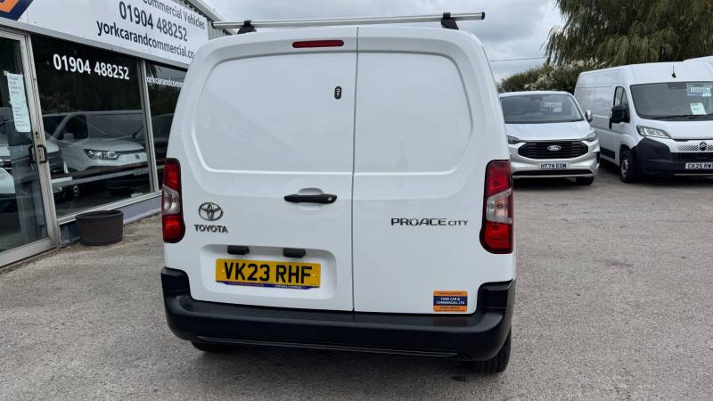 Toyota Proace City